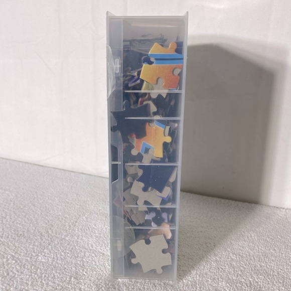 Blockbuster Back to the Future II 500 Piece Puzzle - Picture 2 of 9